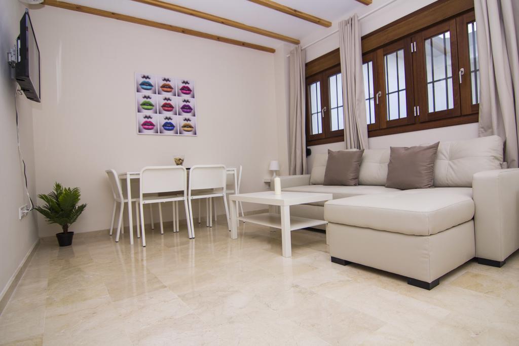 Apartamentos Centro Puerto de Santa Maria El Puerto de Santa Maria Ruang foto