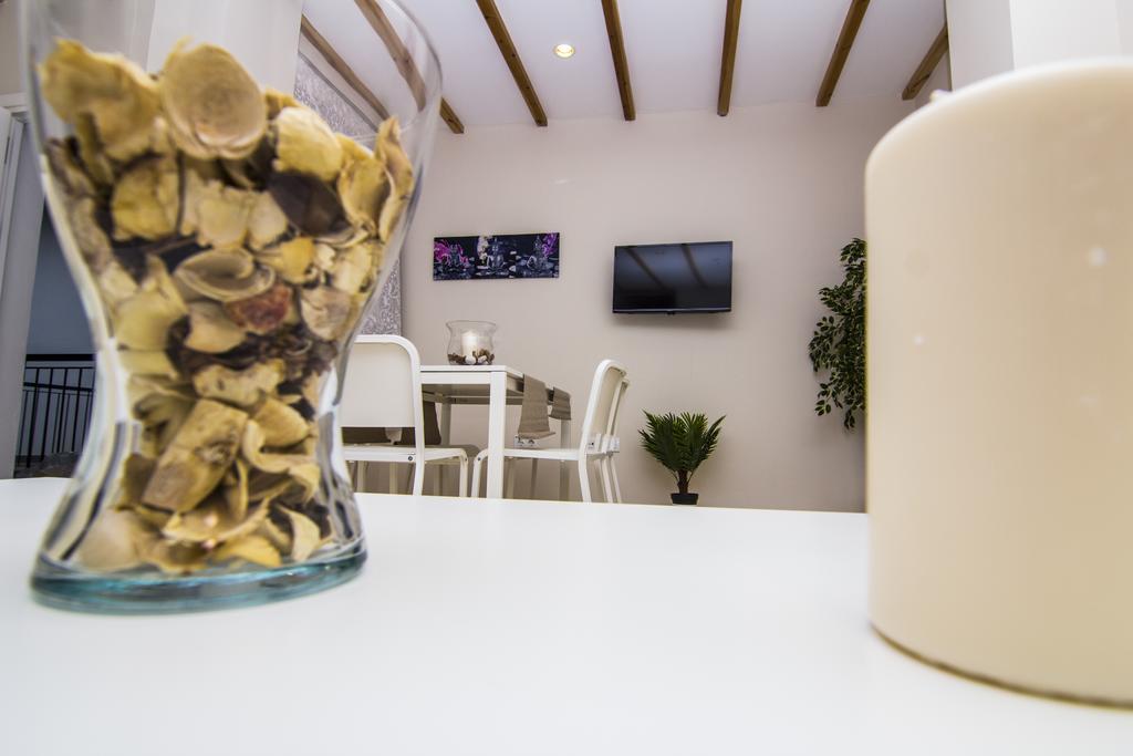 Apartamentos Centro Puerto de Santa Maria El Puerto de Santa Maria Bagian luar foto